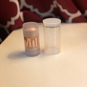 Milk luminous blur stick matte primer